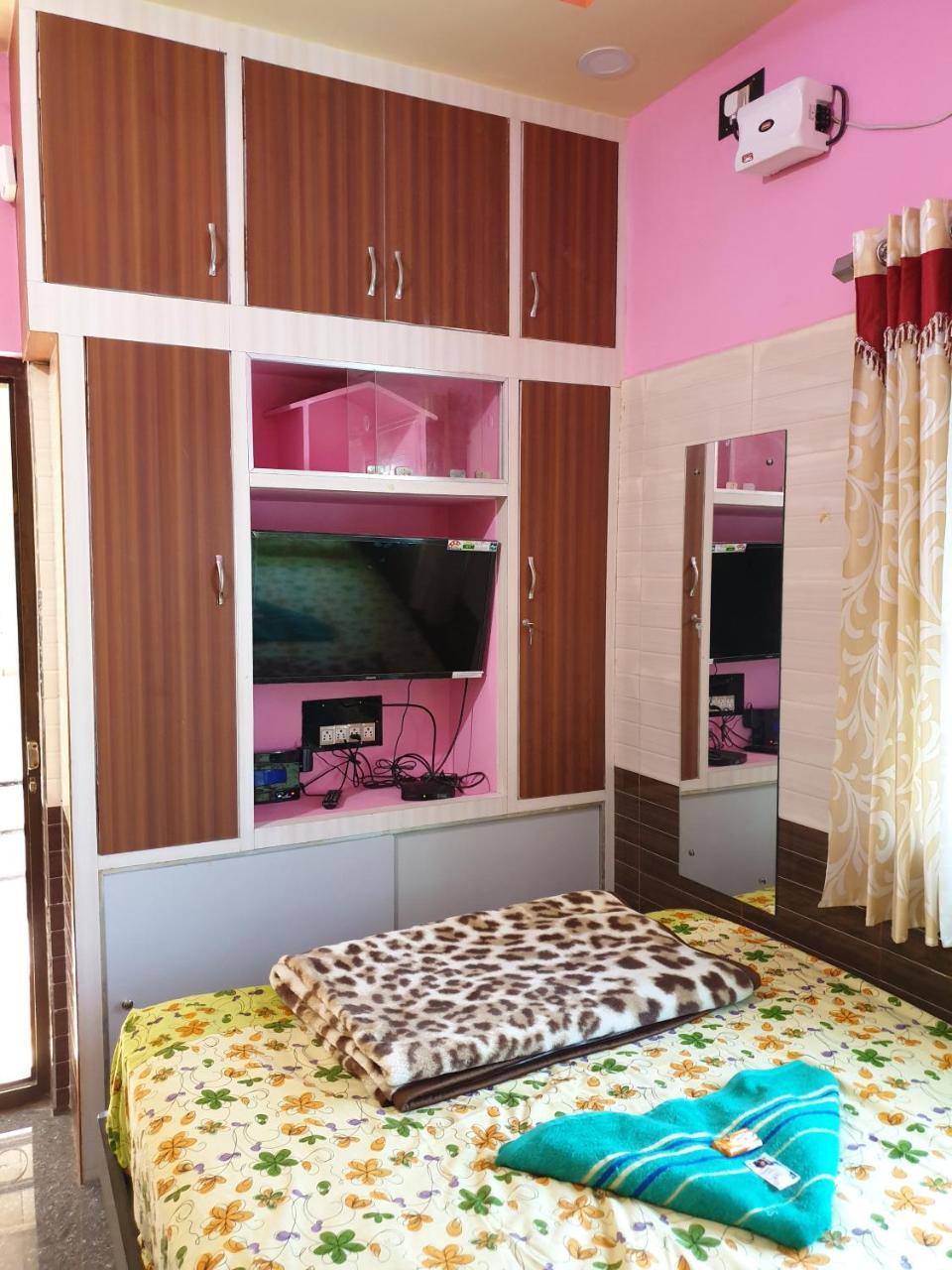 Rks Homestay هامبي المظهر الخارجي الصورة